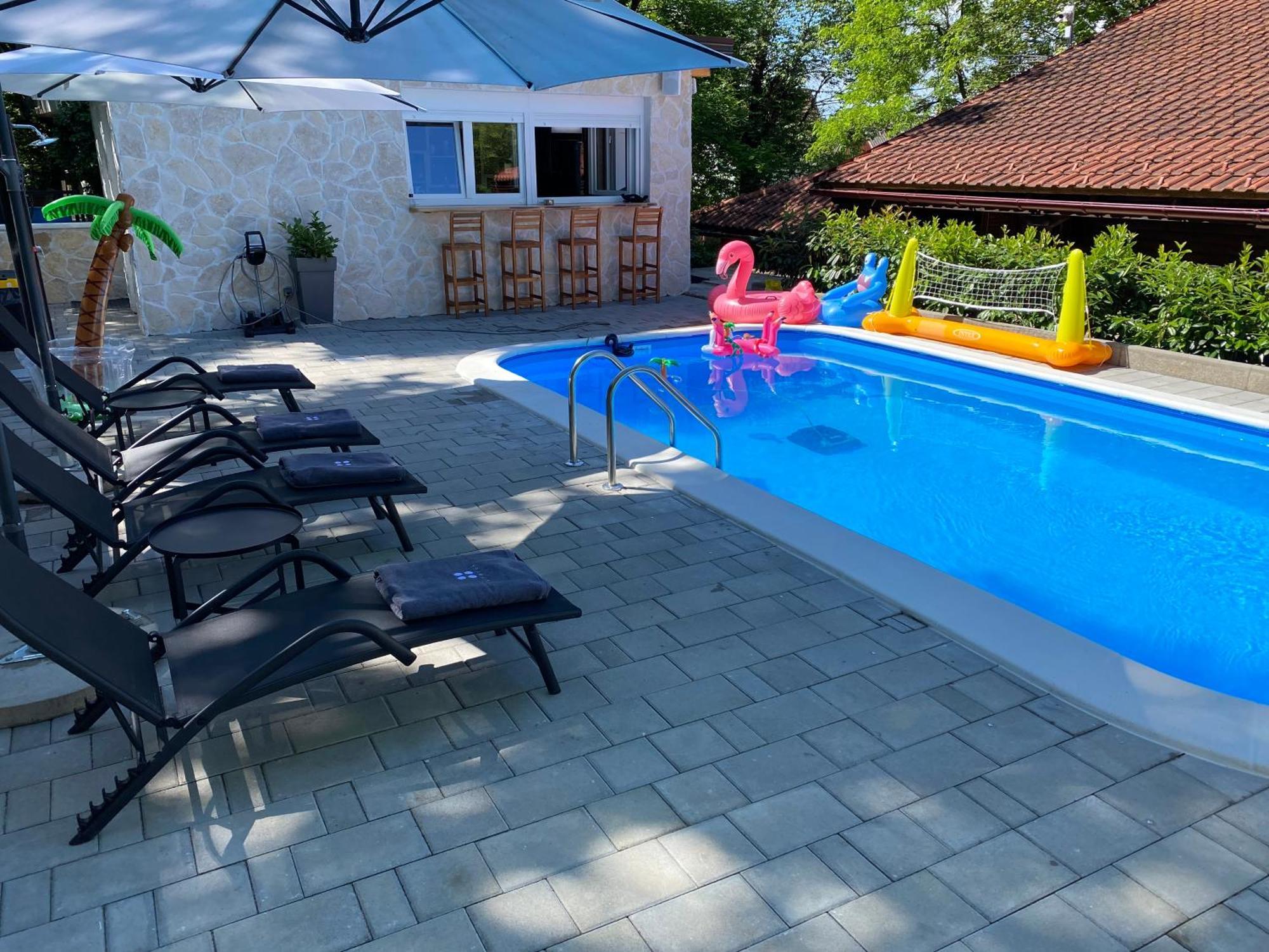 סלוניי 4Trees Holiday House מראה חיצוני תמונה