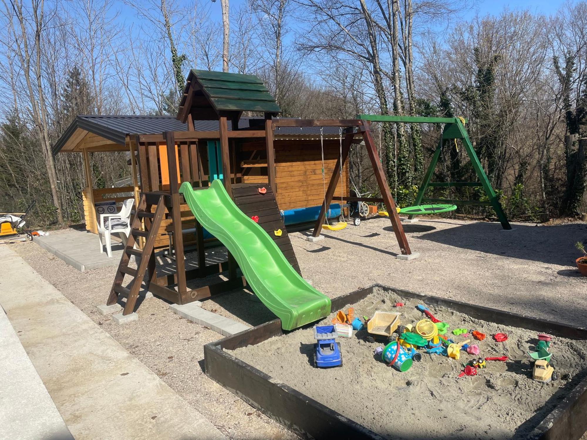 סלוניי 4Trees Holiday House מראה חיצוני תמונה